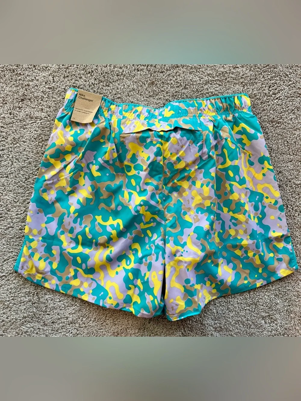 Nike Challenger Men’s Medium Dri-fit Lined Camo 5 In Inseam Running Shorts. NWT